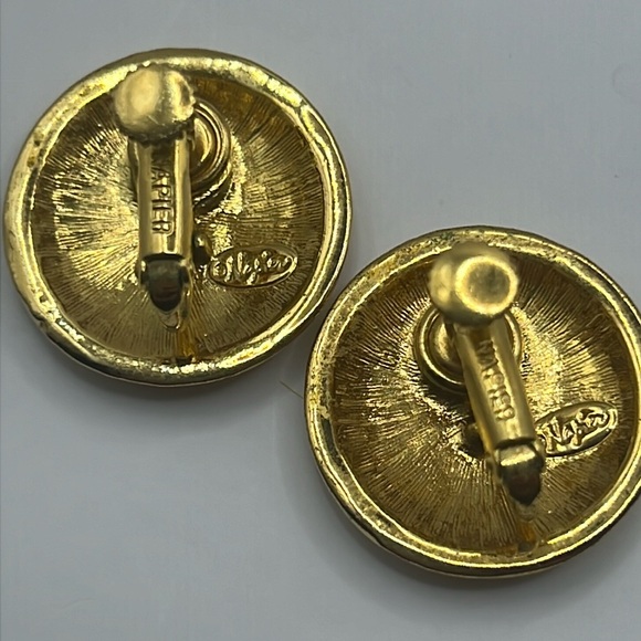 Vintage Napier Gold Clip On Earrings. - Picture 2 of 4